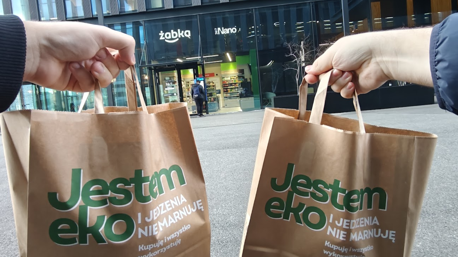 Żabka Nano – nákup v autonómnom 24/7 obchode v Poľsku